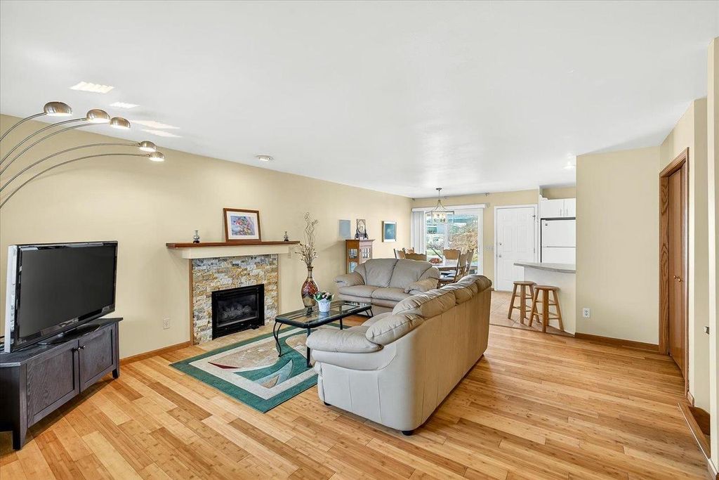 Photo of 453 Cherry Hill DRIVE, Madison, WI 53717 (MLS # 2020327)