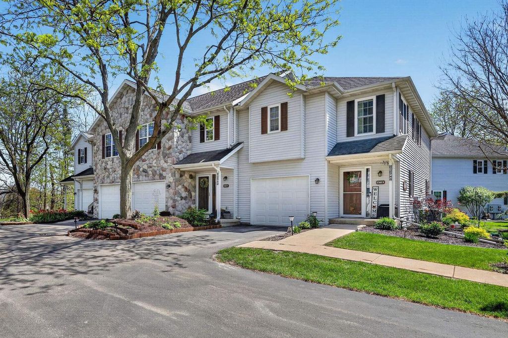 Photo of 6167 Dell DRIVE #3, Madison, WI 53718 (MLS # 2022855)