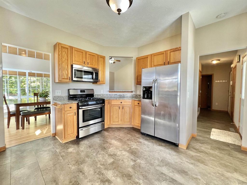 Photo of 4213 Riverview DRIVE, La Crosse, WI 54601 (MLS # 1944926)