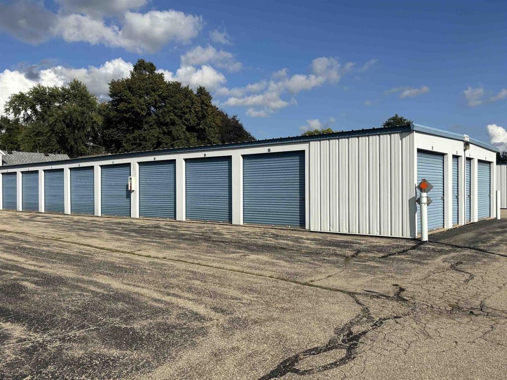 Photo of 103 N Main STREET, Reeseville, WI 53579 (MLS # 2009873)