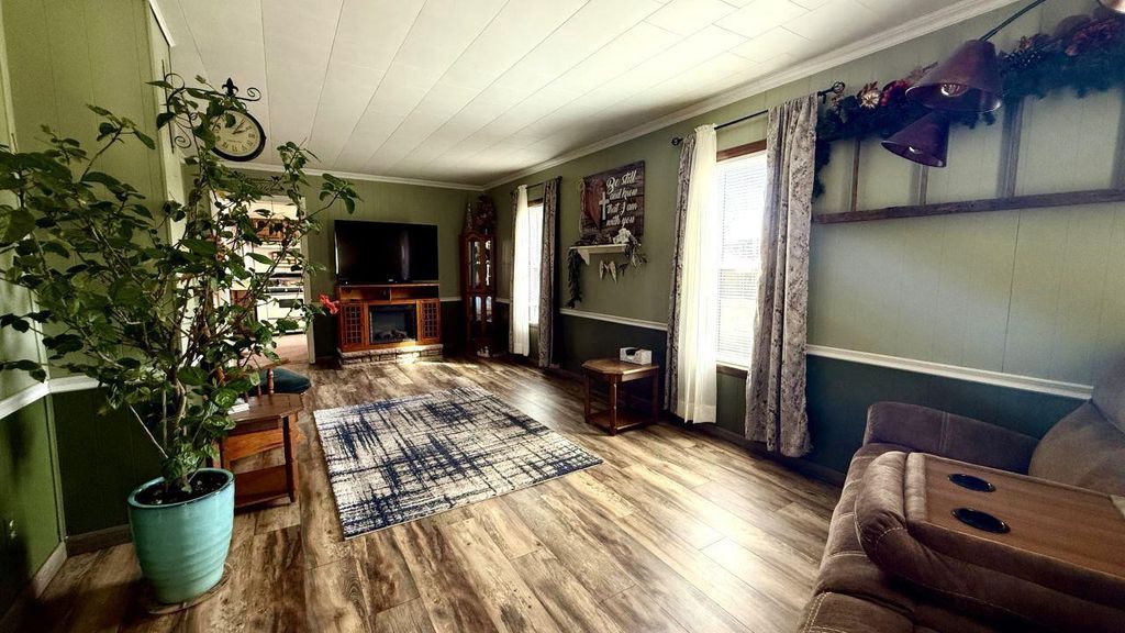 Photo of 417 Welcome AVENUE, Bear Creek, WI 54922 (MLS # 50322366)