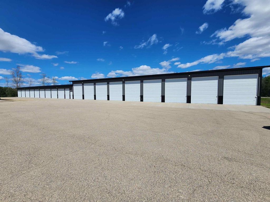 Photo of E3613 State Road 54, New London, WI 54961 (MLS # 50325314)