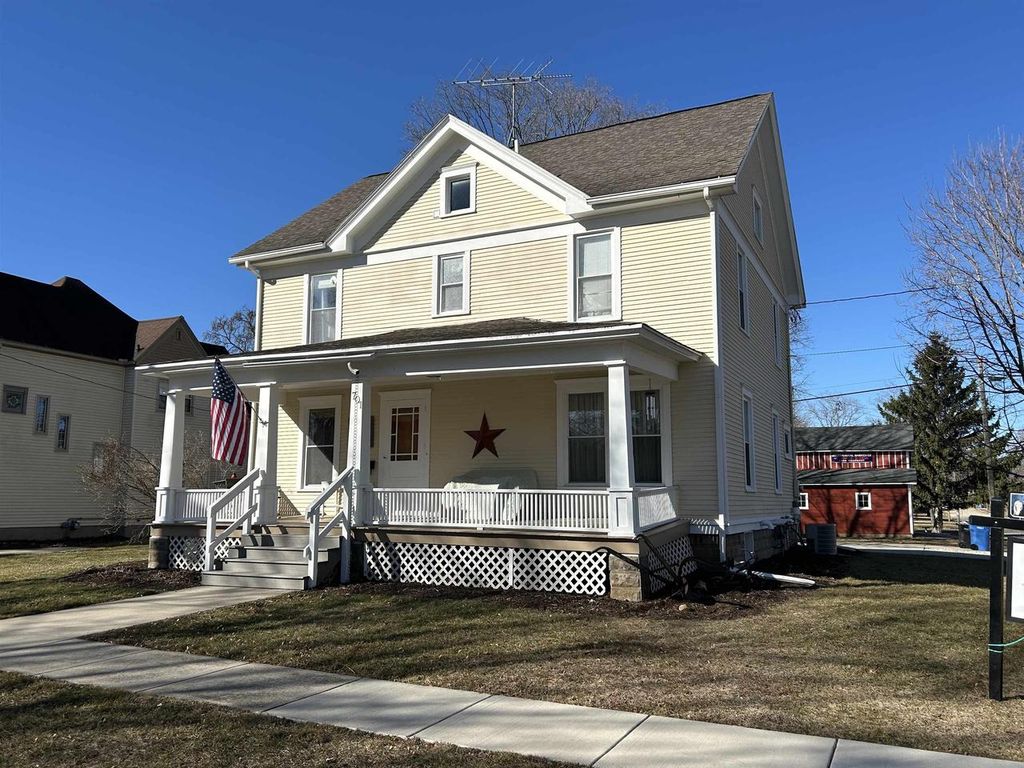 Photo of 701 E 2nd AVENUE, Brodhead, WI 53520 (MLS # 2011097)