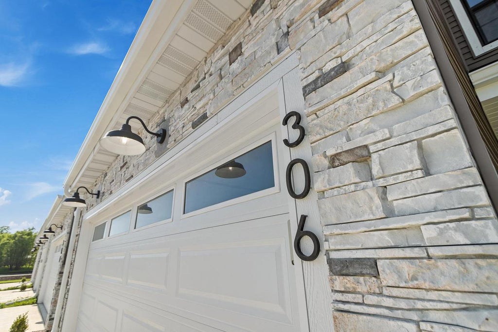 Photo of 306 Willow STREET #306, Pardeeville, WI 53954 (MLS # 2027065)