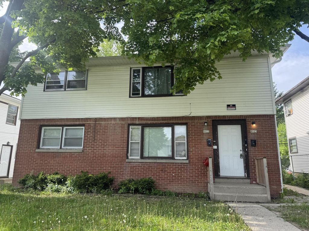 Photo of 8025 W Villard AVENUE #8023, Milwaukee, WI 53218 (MLS # 1964087)