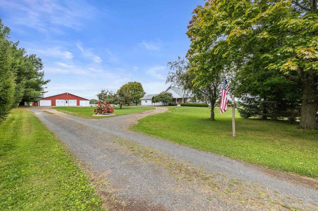 Photo of 1898 Maple ROAD, Rudolph, WI 54475 (MLS # 22504595)