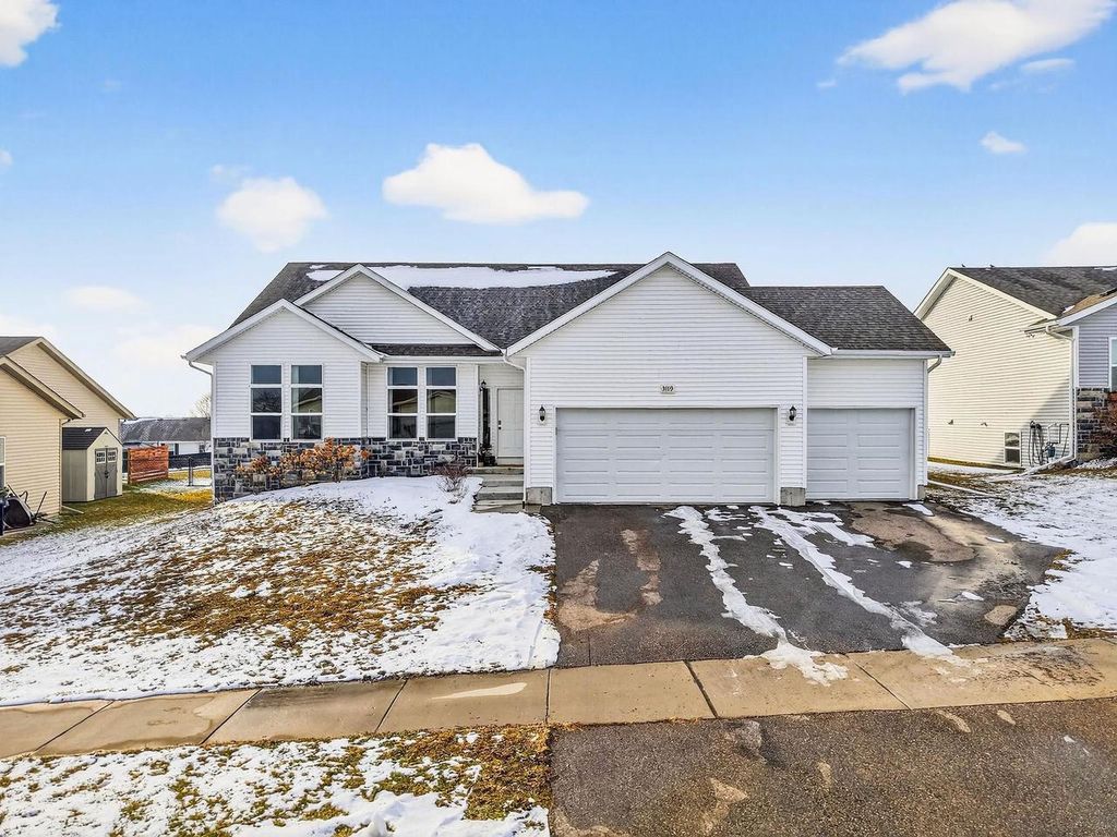 Photo of 3159 Guinness DRIVE, Janesville, WI 53546 (MLS # 2014039)