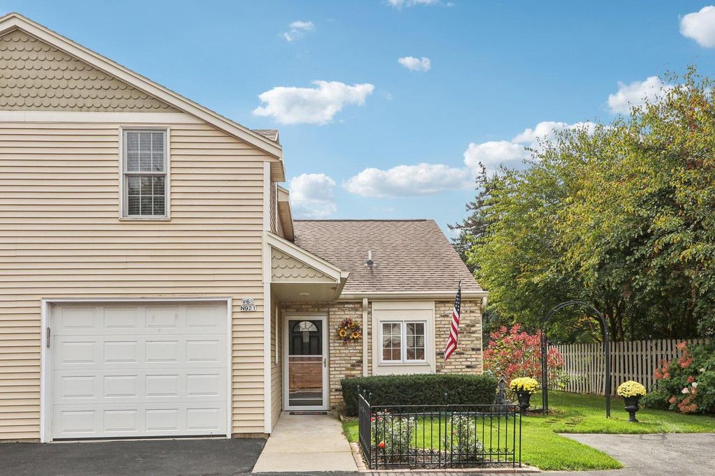 Photo of W68N921 Washington AVENUE, Cedarburg, WI 53012 (MLS # 1937663)