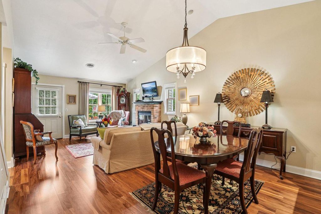 Photo of W68N921 Washington AVENUE, Cedarburg, WI 53012 (MLS # 1937663)