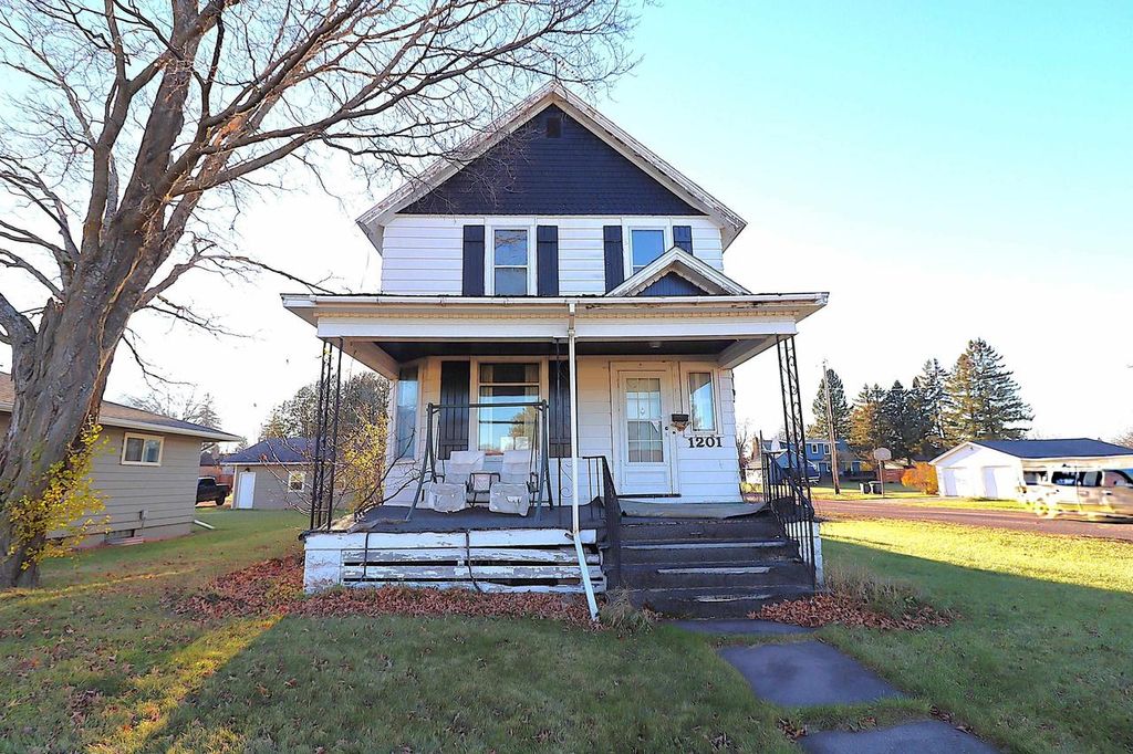 Photo of 1201 9th Ave W Ave, Ashland, WI 54806 (MLS # 6122996)
