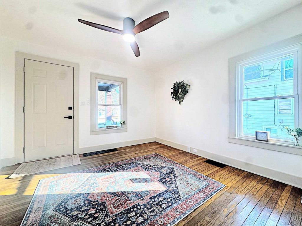 Photo of 1633 Burdick STREET, Oshkosh, WI 54901 (MLS # 50320012)