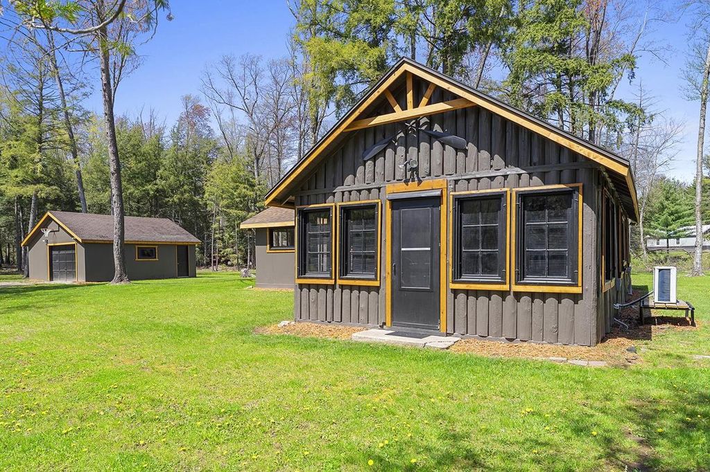 Photo of 12409 Poquette LANE, Suring, WI 54174 (MLS # 50325948)
