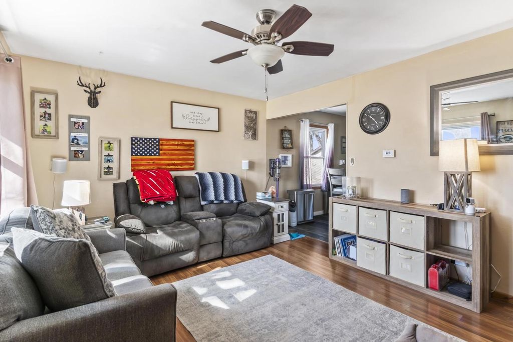 Photo of 223 Jane COURT, Neenah, WI 54956 (MLS # 50322118)