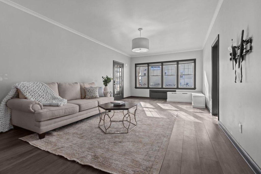 Photo of 681 Oak STREET, Neenah, WI 54956 (MLS # 50320765)