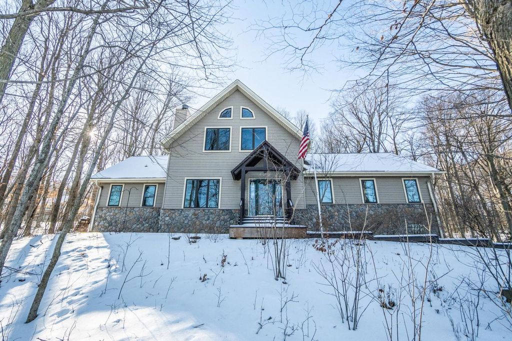 Photo of 4593 Beaver Dam ROAD, West Bend, WI 53090 (MLS # 1945792)