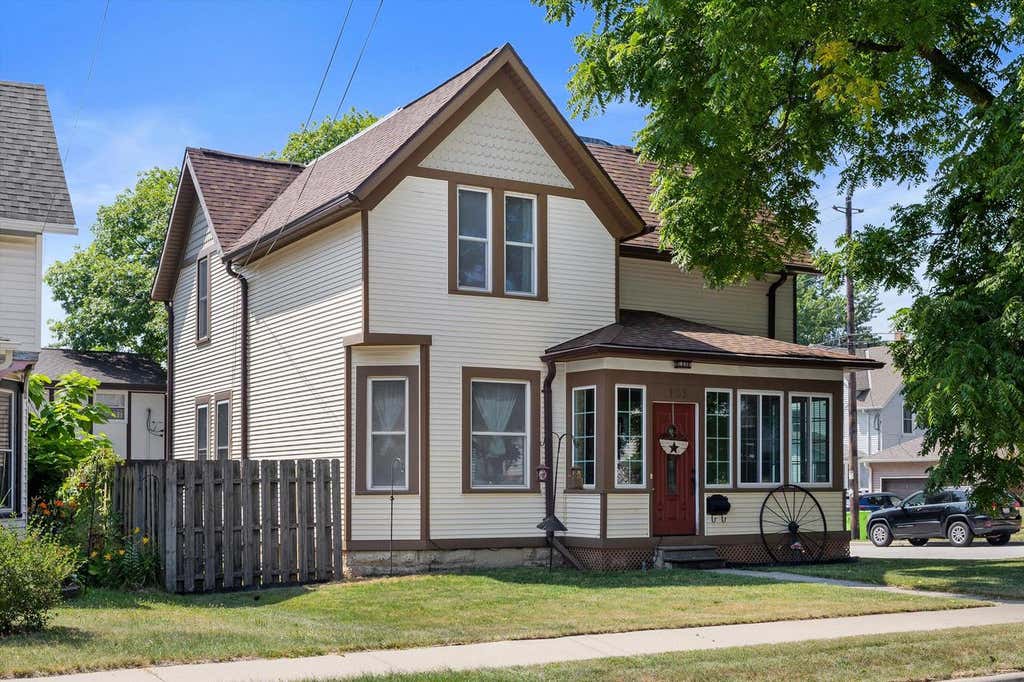 Photo of 105 S Rural STREET, Hartford, WI 53027 (MLS # 1972675)