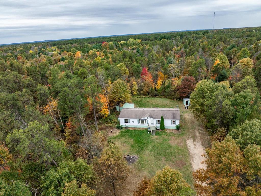 Photo of N8821 Running Bear TRAIL, New Lisbon, WI 53950 (MLS # 2010967)