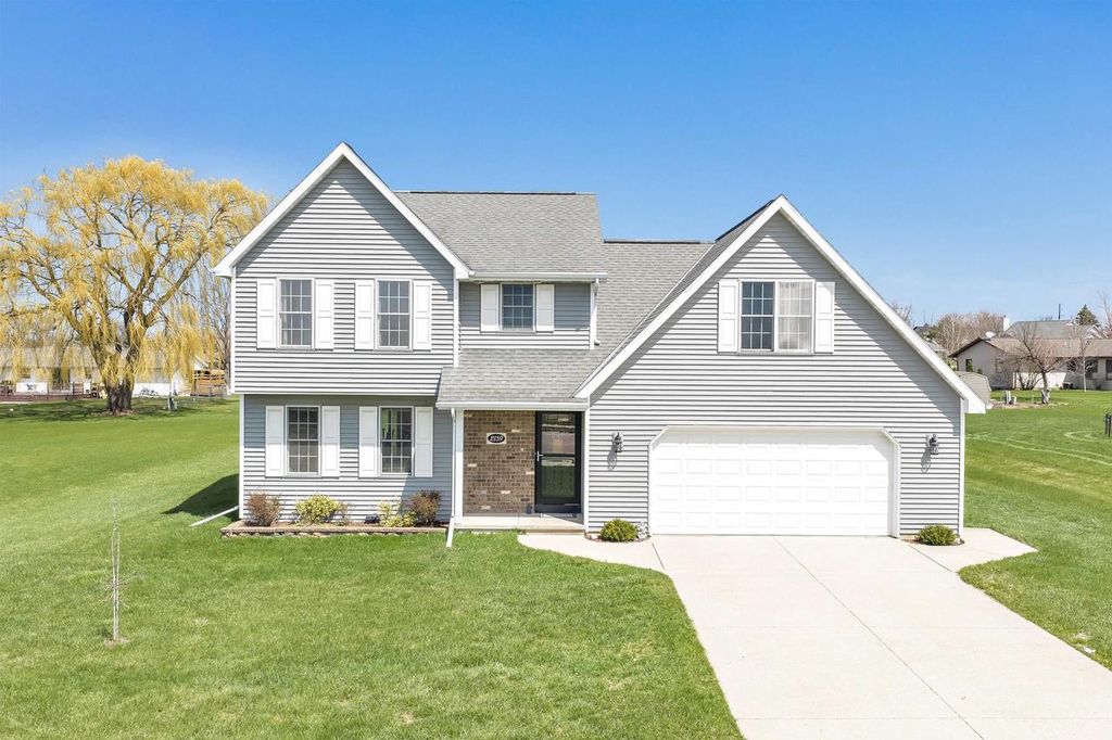 Photo of 2159 Verlin ROAD, Green Bay, WI 54311 (MLS # 50324154)