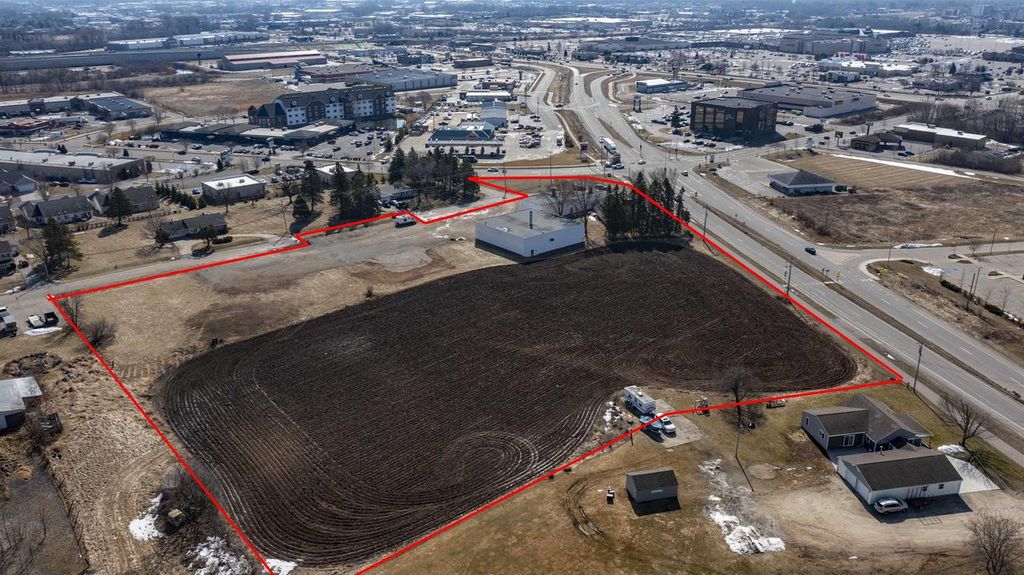 Photo of 1703 N Casaloma DRIVE, Appleton, WI 54913 (MLS # 50322909)