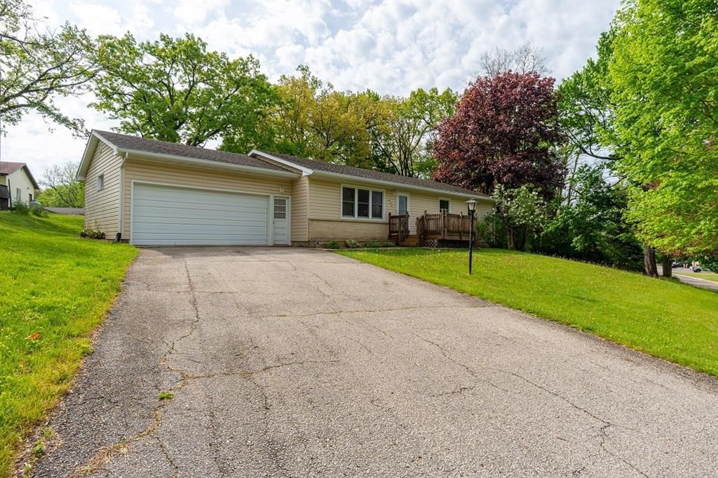 Photo of 649 Oakwood DRIVE, Durand, WI 54736 (MLS # 1601289)