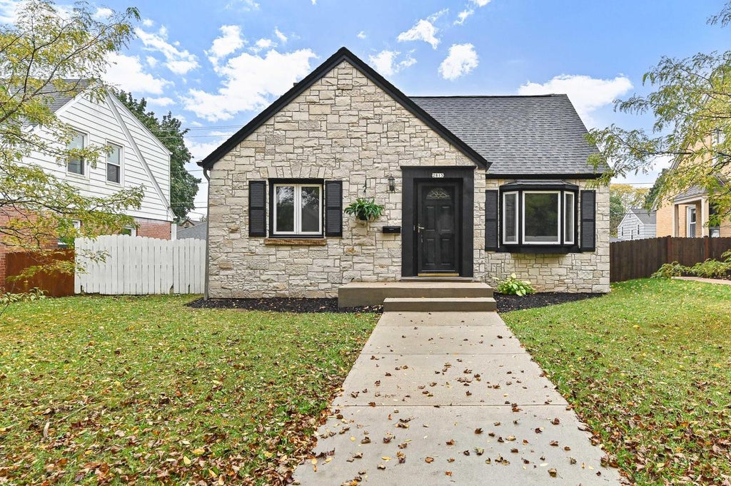 Photo of 2815 N 91st STREET, Milwaukee, WI 53222 (MLS # 1985097)