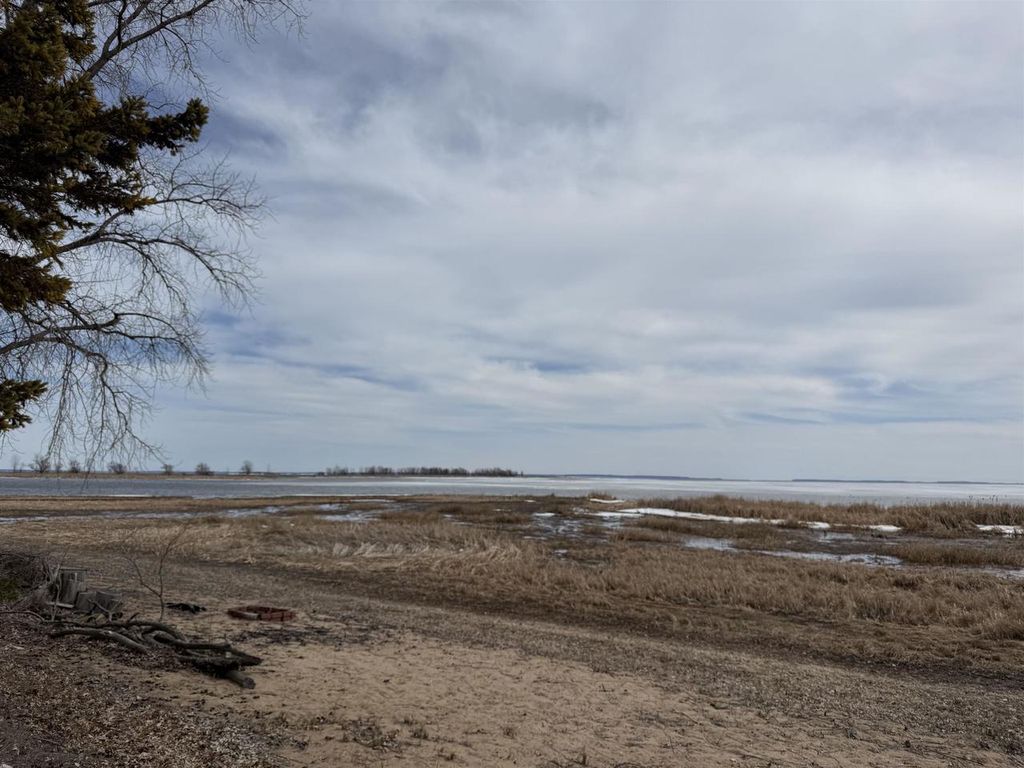 Photo of 141 W Bayshore STREET, Marinette, WI 54143 (MLS # 50323115)