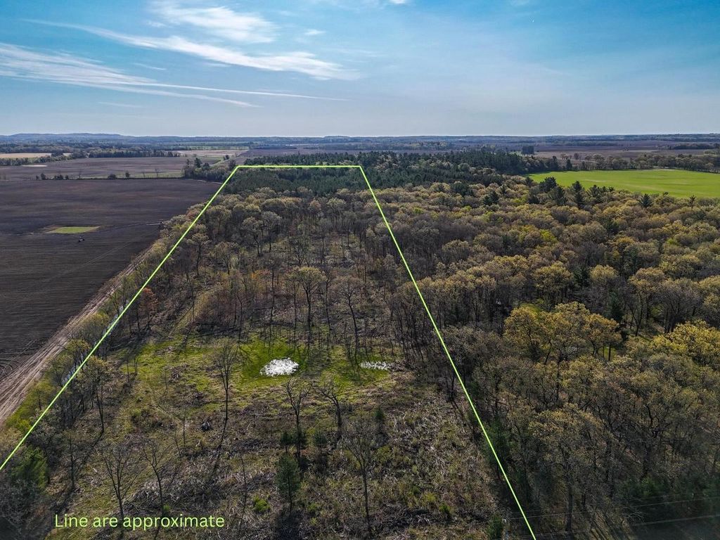 Photo of 19.81 Acres 6th Avenue, Grand Marsh, WI 53936 (MLS # 2016197)