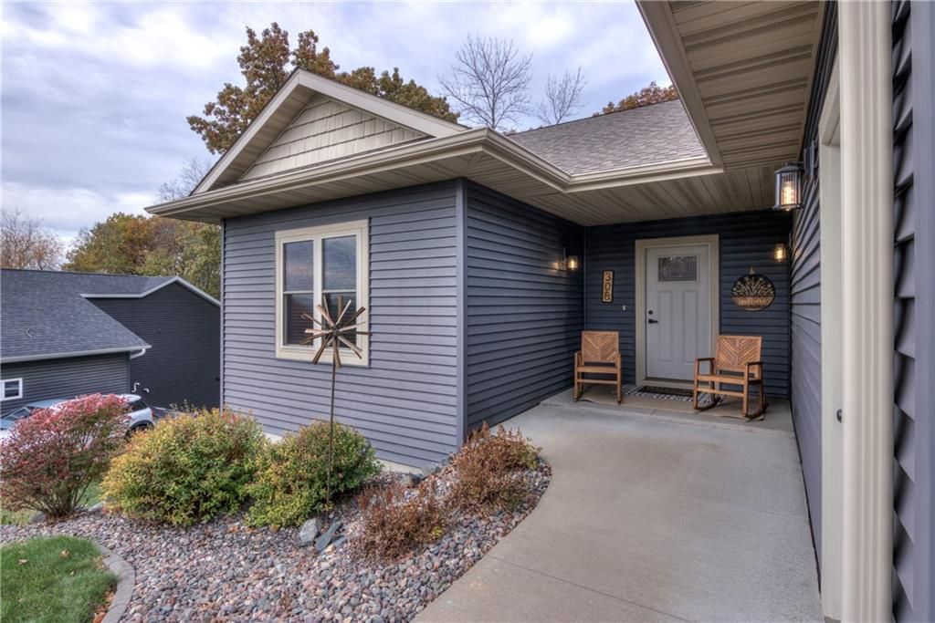 Photo of 308 Monte Carlo DRIVE, Eau Claire, WI 54703 (MLS # 1596790)