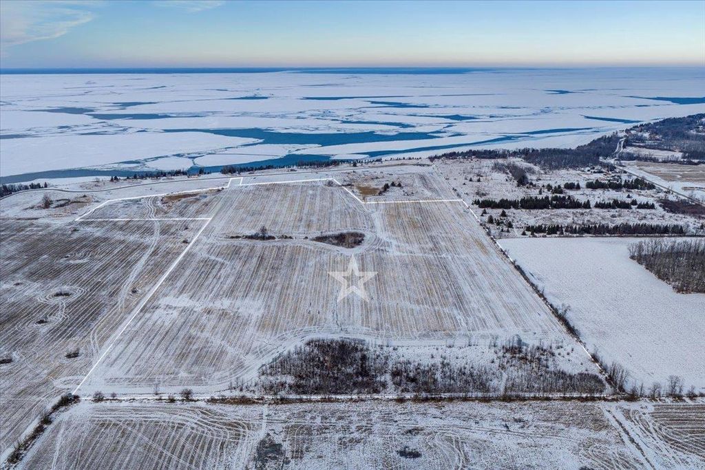 Photo of Debroux COURT, Sturgeon Bay, WI 54235 (MLS # 50320126)