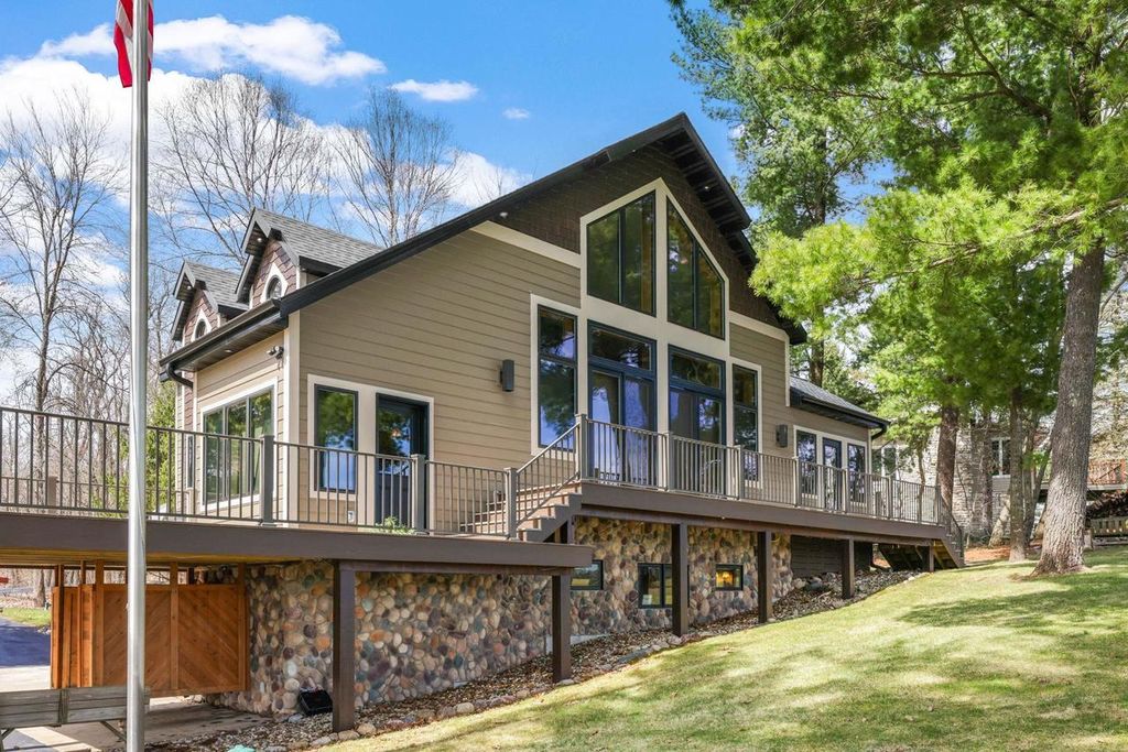 Photo of W5020 W Long Lake ROAD, Waupaca, WI 54981 (MLS # 50323733)