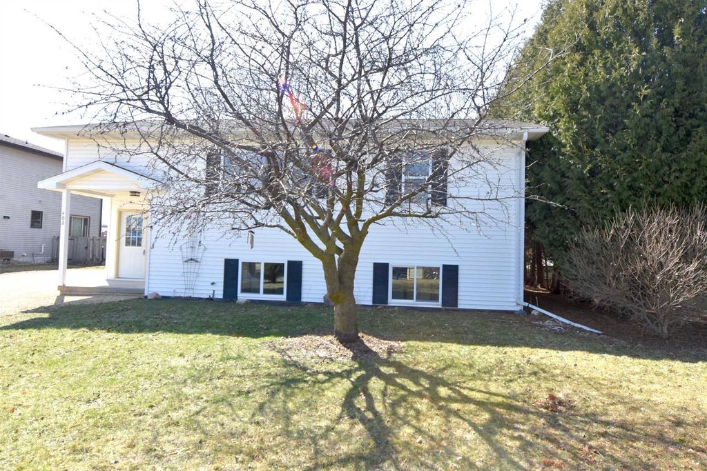 Photo of 408 Oneil STREET, Lake Mills, WI 53551 (MLS # 2019061)