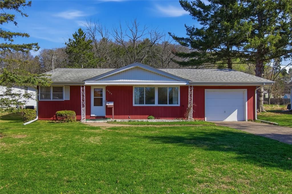 Photo of 2824 Seymour ROAD, Eau Claire, WI 54703 (MLS # 1600350)