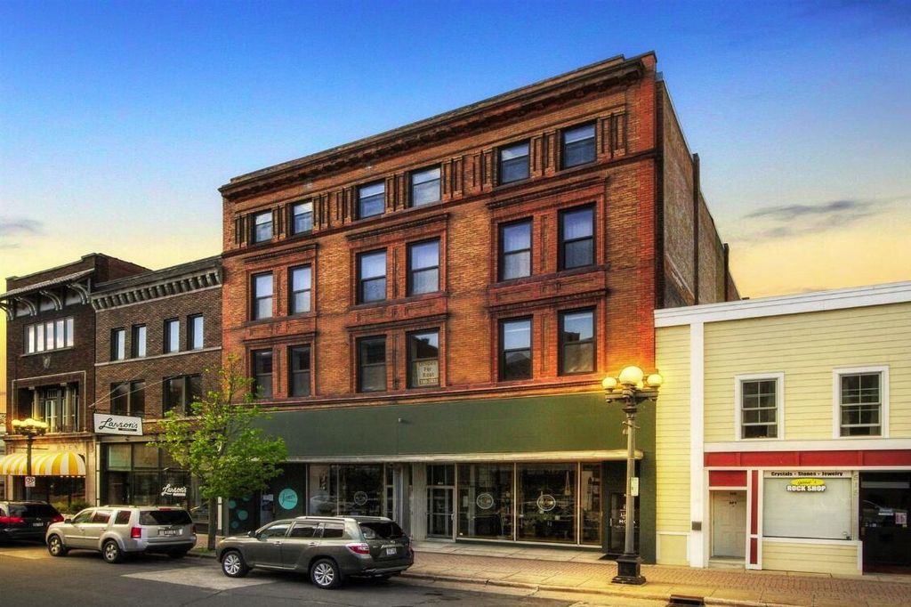 Photo of 511 Main STREET, La Crosse, WI 54601 (MLS # 1940891)