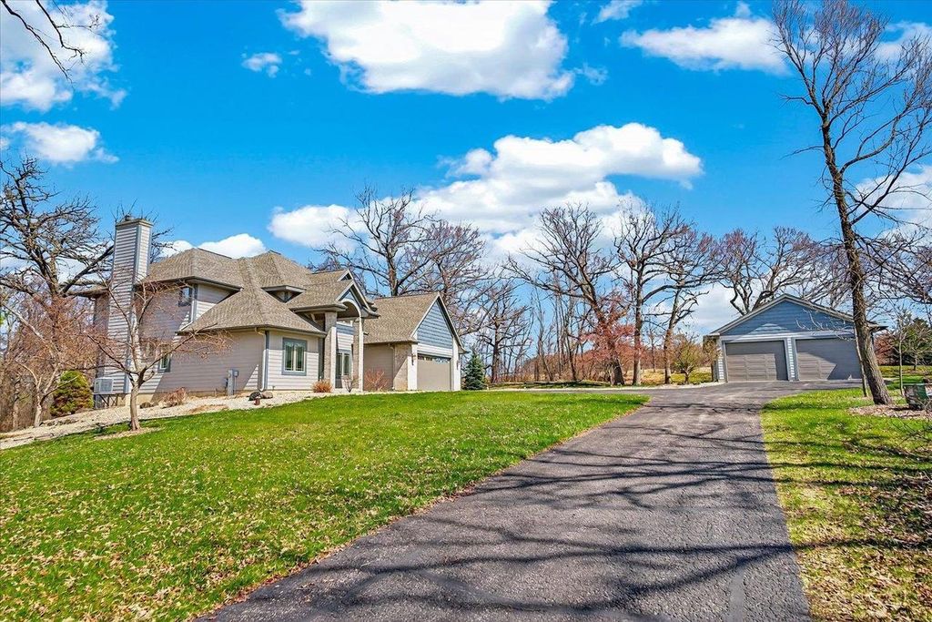 Photo of 2082 Tower DRIVE, Stoughton, WI 53589 (MLS # 2019879)