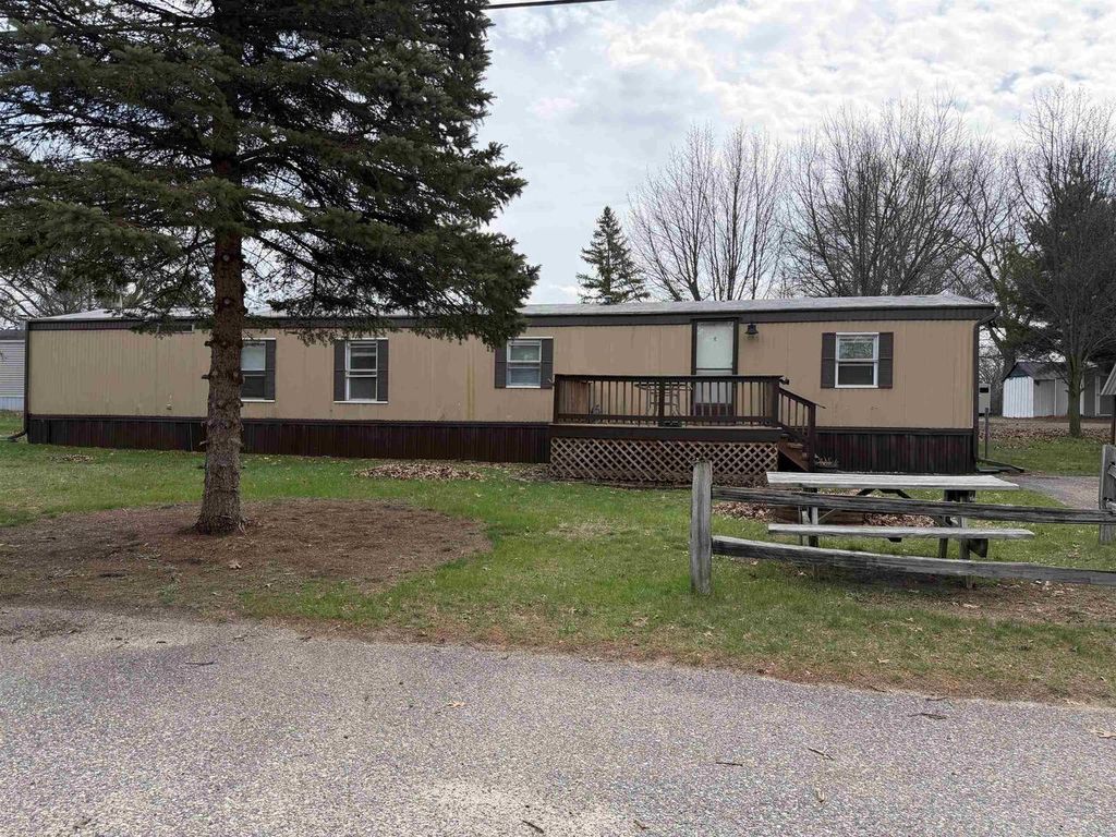 Photo of 1770 Wisconsin Dells PARKWAY #B2, Wisconsin Dells, WI 53965 (MLS # 2020766)
