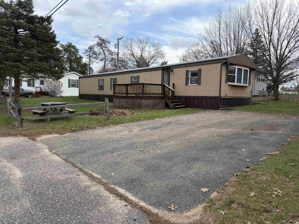 Photo of 1770 Wisconsin Dells PARKWAY #B2, Wisconsin Dells, WI 53965 (MLS # 2020766)