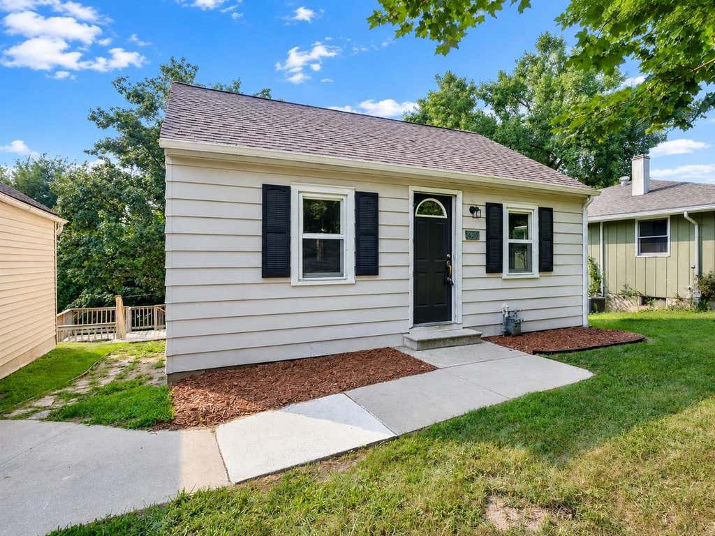 Photo of 458 Bader STREET, Green Bay, WI 54302 (MLS # 50330801)