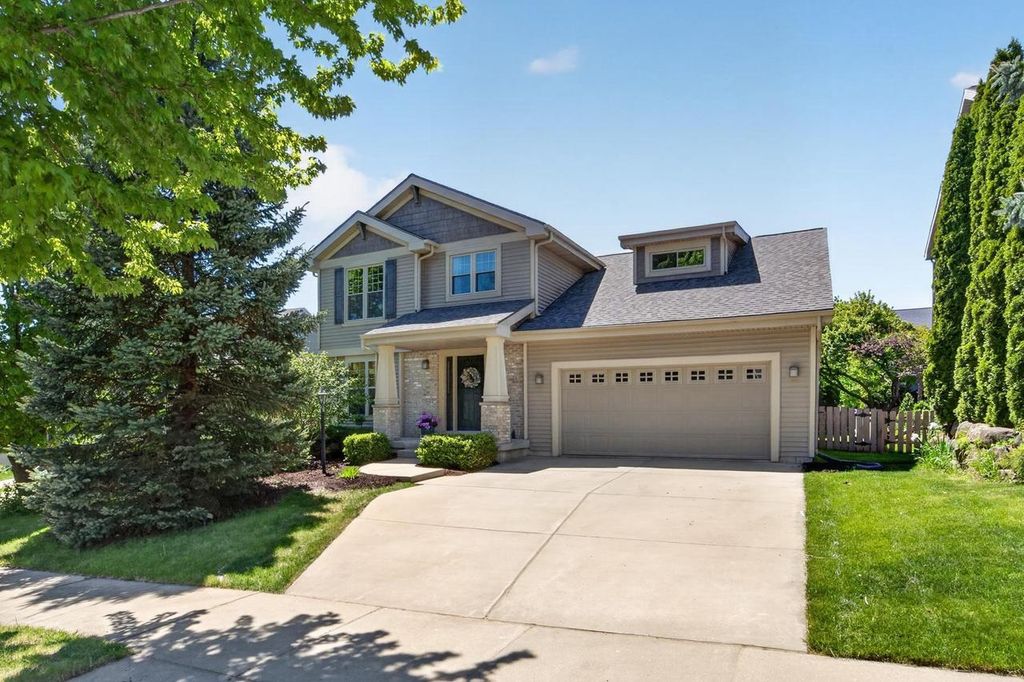 Photo of 2995 Hartwicke DRIVE, Fitchburg, WI 53711 (MLS # 2022130)