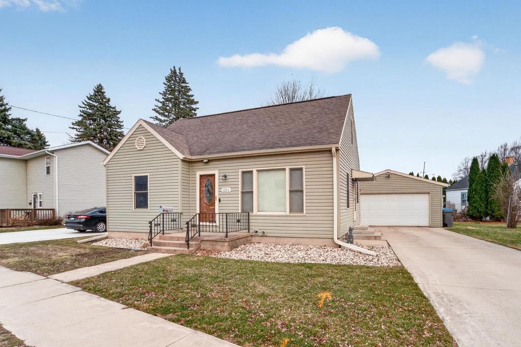 Photo of 1211 River DRIVE, Watertown, WI 53094 (MLS # 2021092)