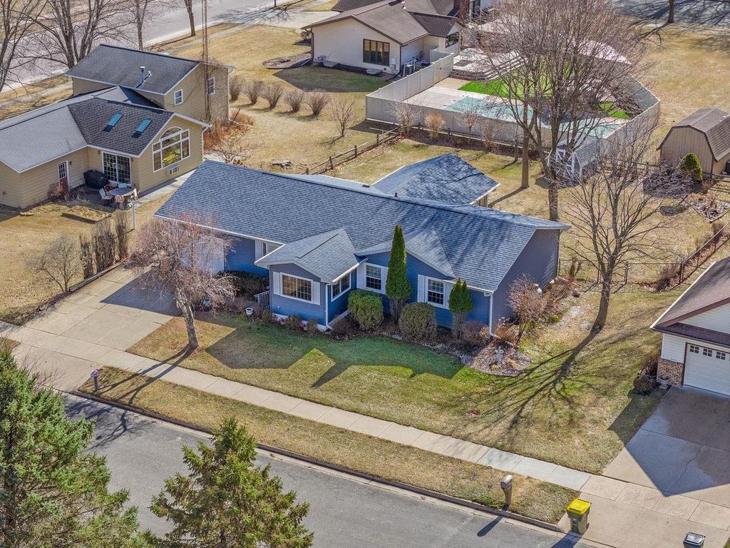 Photo of 1030 11th STREET, Reedsburg, WI 53959 (MLS # 2016888)