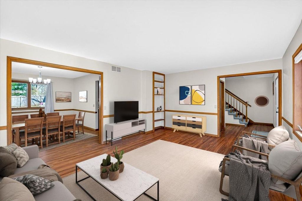 Photo of 1606 Capital AVENUE, Madison, WI 53705 (MLS # 2019612)