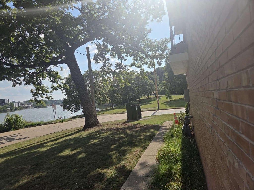 Photo of 10 Green Bay COURT #205, Appleton, WI 54911 (MLS # 50329880)