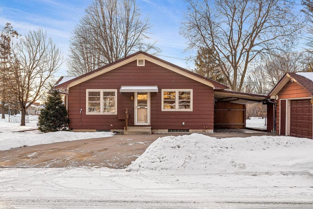 Photo of 217 Lake STREET, Holmen, WI 54636 (MLS # 1948836)