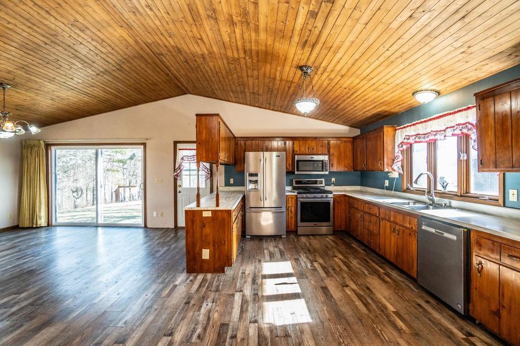 Photo of 6372 Wildlife ROAD, Allenton, WI 53002 (MLS # 1952577)