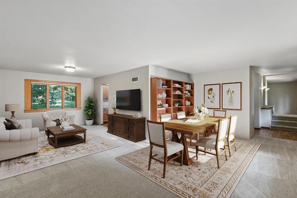 Photo of 571 S Hillcrest DRIVE, Verona, WI 53593 (MLS # 2017586)