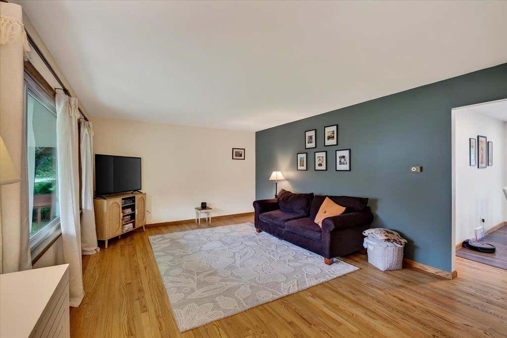 Photo of 187 Sterling DRIVE, Oregon, WI 53575 (MLS # 2030702)
