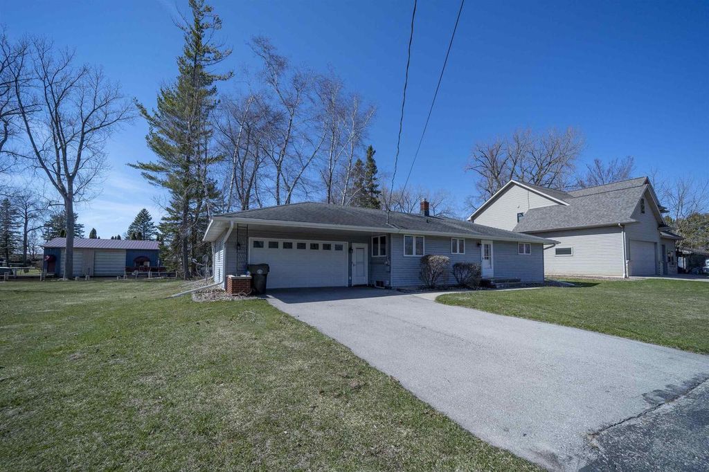 Photo of 6817 Olen TRAIL, Winneconne, WI 54986 (MLS # 50323445)