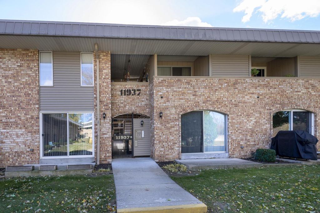 Photo of 11937 W Appleton AVENUE #14, Milwaukee, WI 53224 (MLS # 1951334)