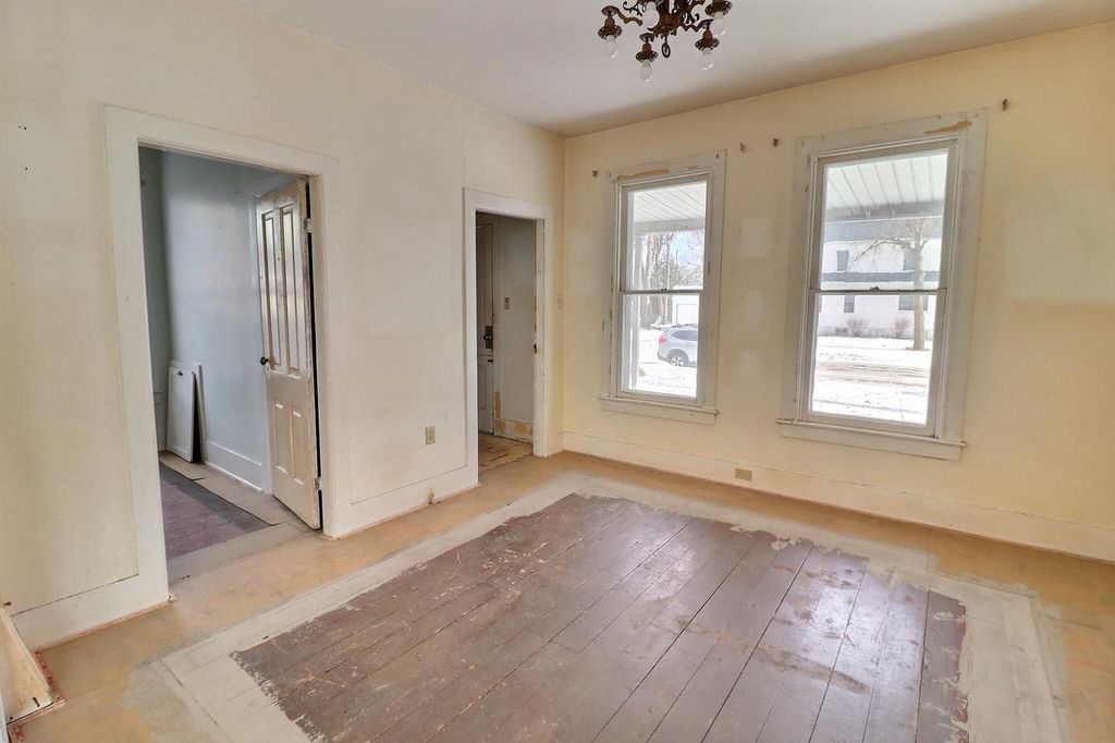 Photo of 203 N Oakland AVENUE, Green Bay, WI 54303 (MLS # 50320548)