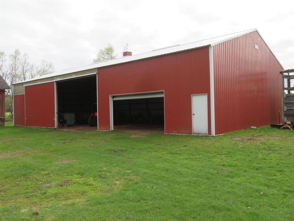 Photo of N6782 State Road 49, Iola, WI 54945 (MLS # 50324617)